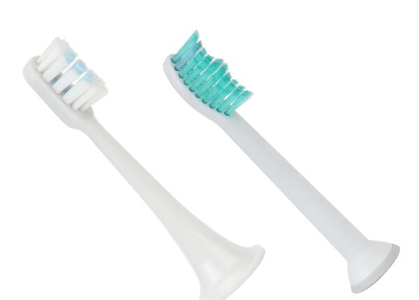 成人聲波電動牙刷刷頭 成人聲波電動牙刷的清潔方法